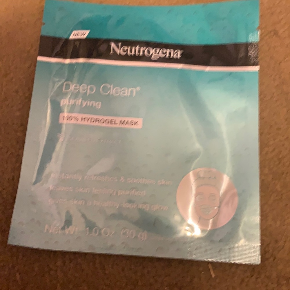 NWT neutrogena hydrogel peel off mask